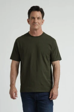 Organic Athletic Fit Crew Neck T-Shirt / Olive