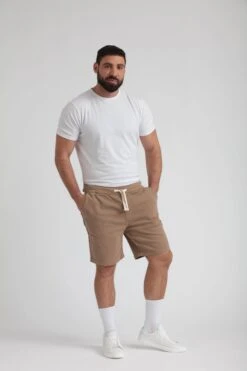 Everyday Comfort Shorts (Athletic Fit) / Dark Khaki & Soldier Olive -The Perfect Jean Shop IMG 9604 d92c0bfd 5032 49d3 9d02 a5ac5c009f7e