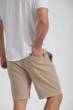 Everyday Comfort Shorts (Athletic Fit) / Light Khaki 11 Everyday Comfort Shorts (Athletic Fit) / Light Khaki -The Perfect Jean Shop IMG 9849 5ff42b11 c012 4ab9 8240 1ce7976e056a